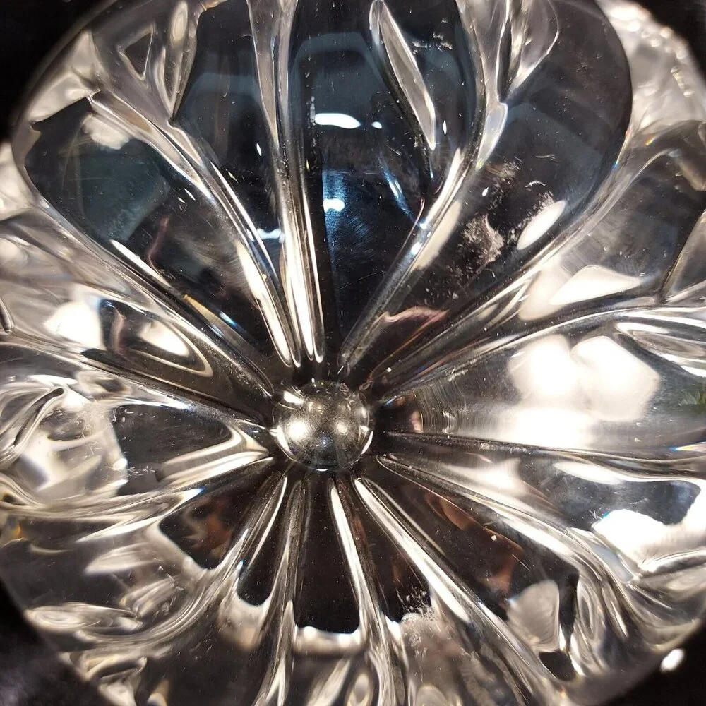 Marquis Waterford Crystal Bowl Christmas Poinsettia Candy Signed 5 Inch Diameter - Picture 11 of 13